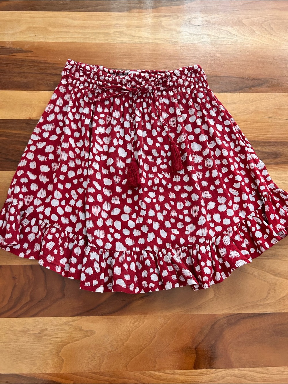 Tiare Hawaii Red and white polka dot skirt O/S